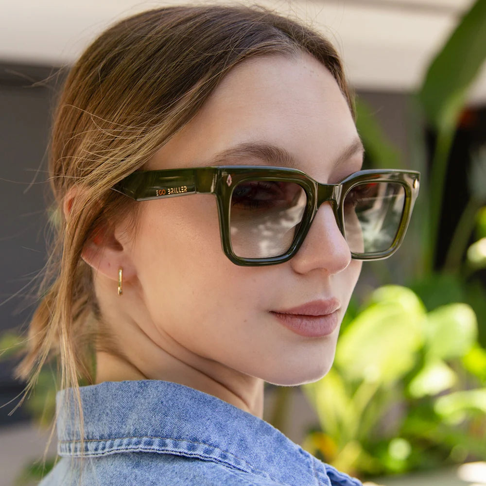 Lentes de Sol - Jacobs Eco Briller - Olive - Lente verde degradado