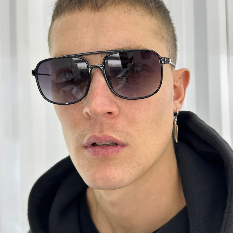 Lentes de Sol - Caravan - Metal Black Shiny - Lente gris degradado
