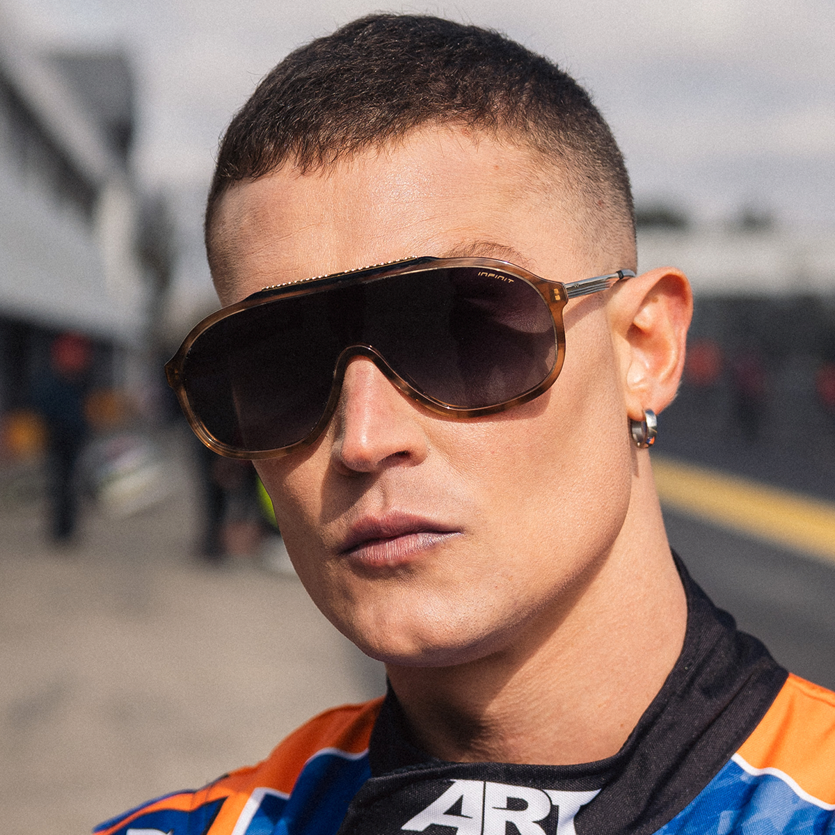 Lentes de Sol - Silverstone - Gris Perlado - Lente Azul Degrade
