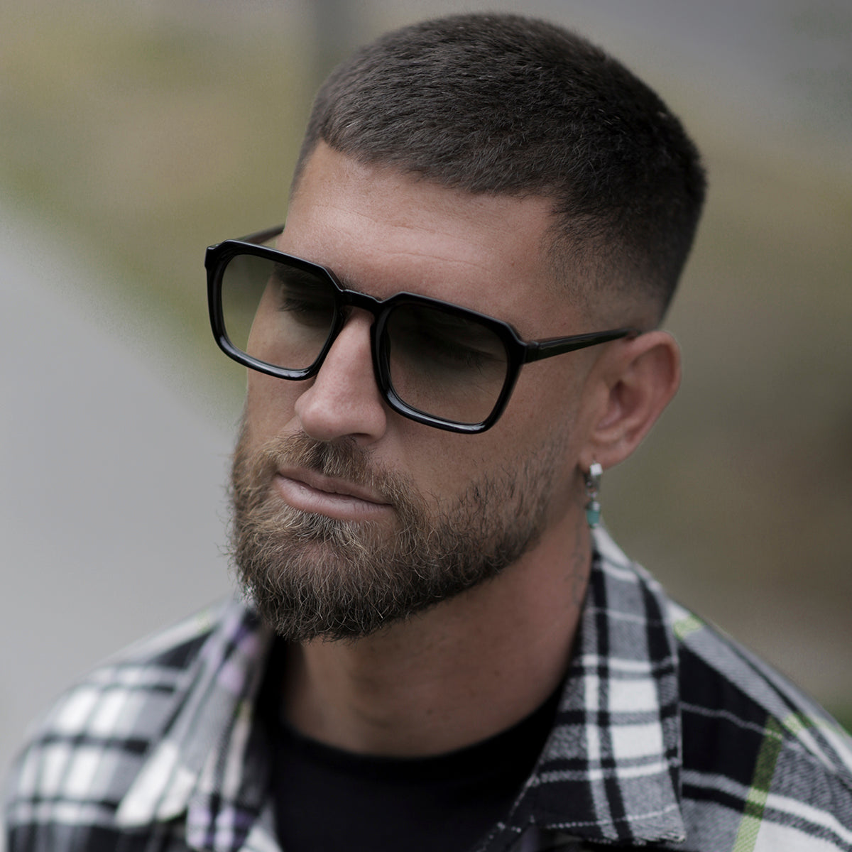 Lentes de Sol - Monaco - Black Shiny - Lente degradada verde oliva