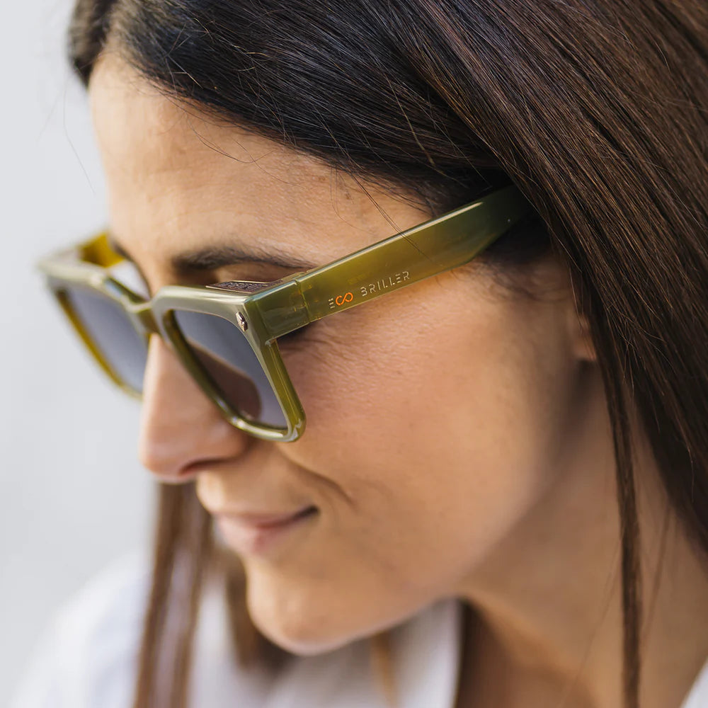 Lentes de Sol - Jacobs Eco Briller - Milky Brown - Lente verde degradado