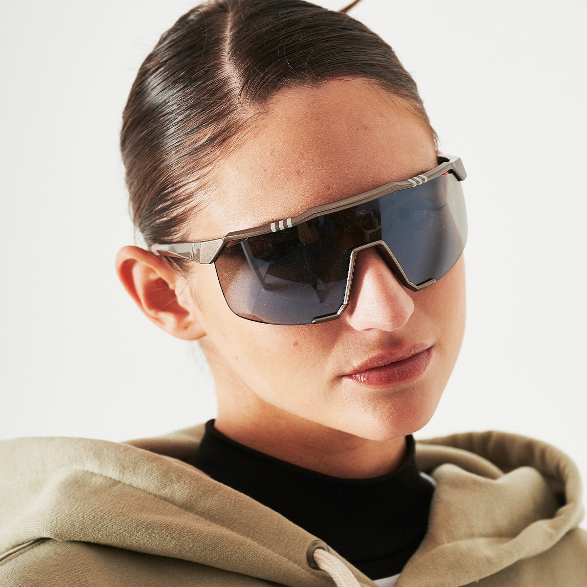 Kioto Gris Lente Marron