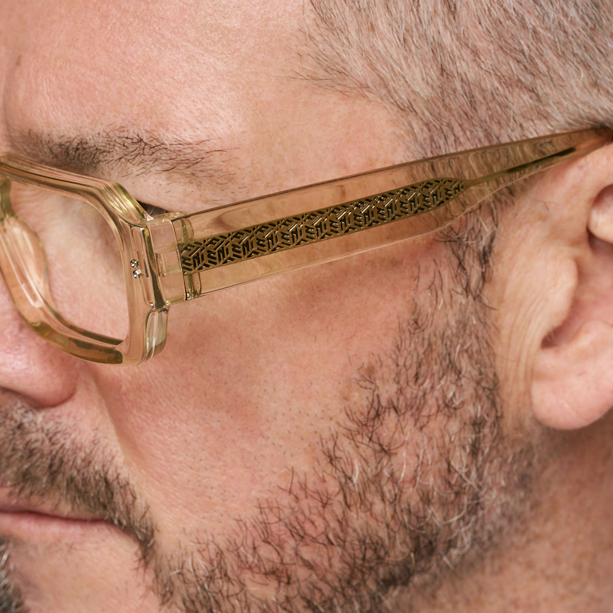 Armazon Bronx Champagne