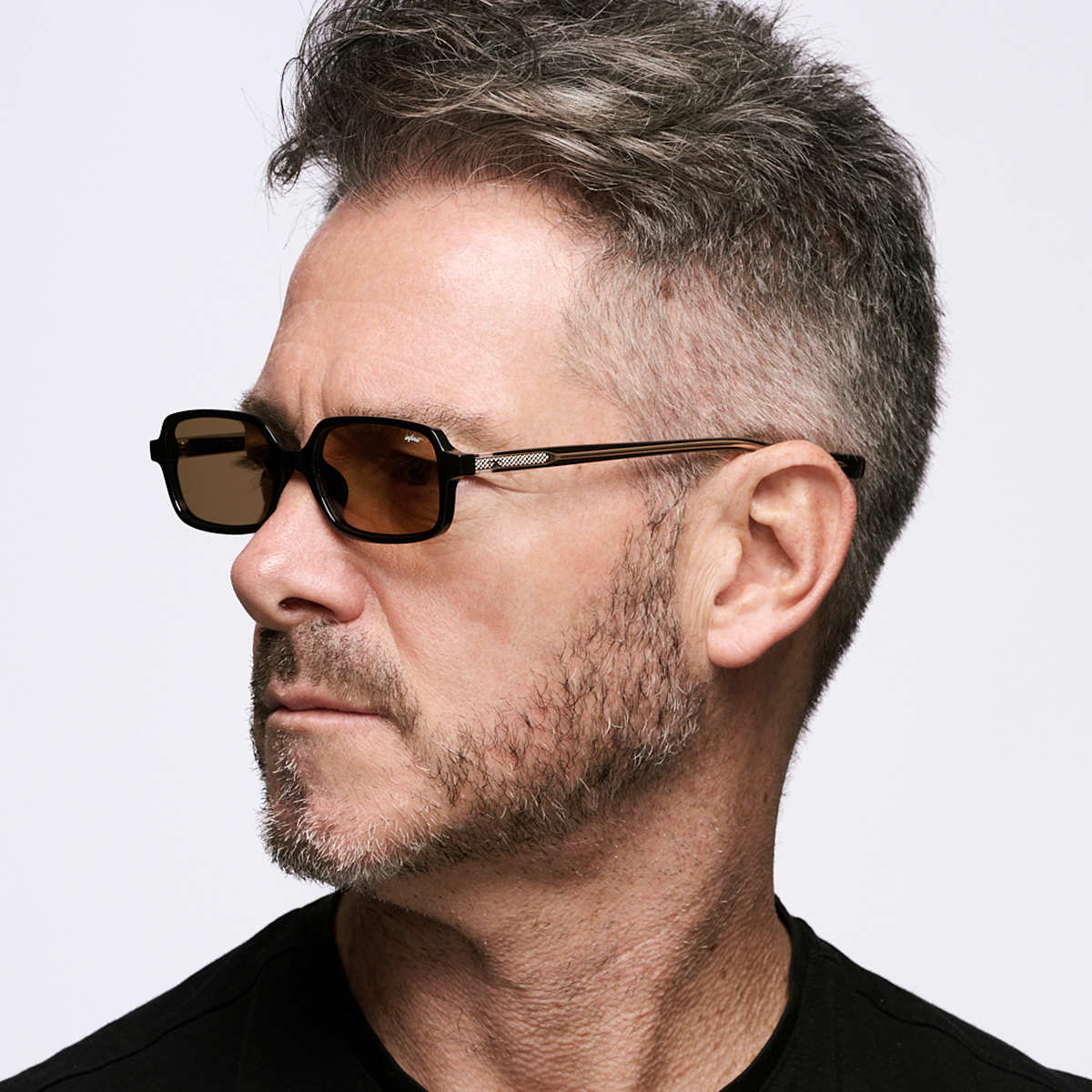 Glyze Negro Brillo Lente Tostado