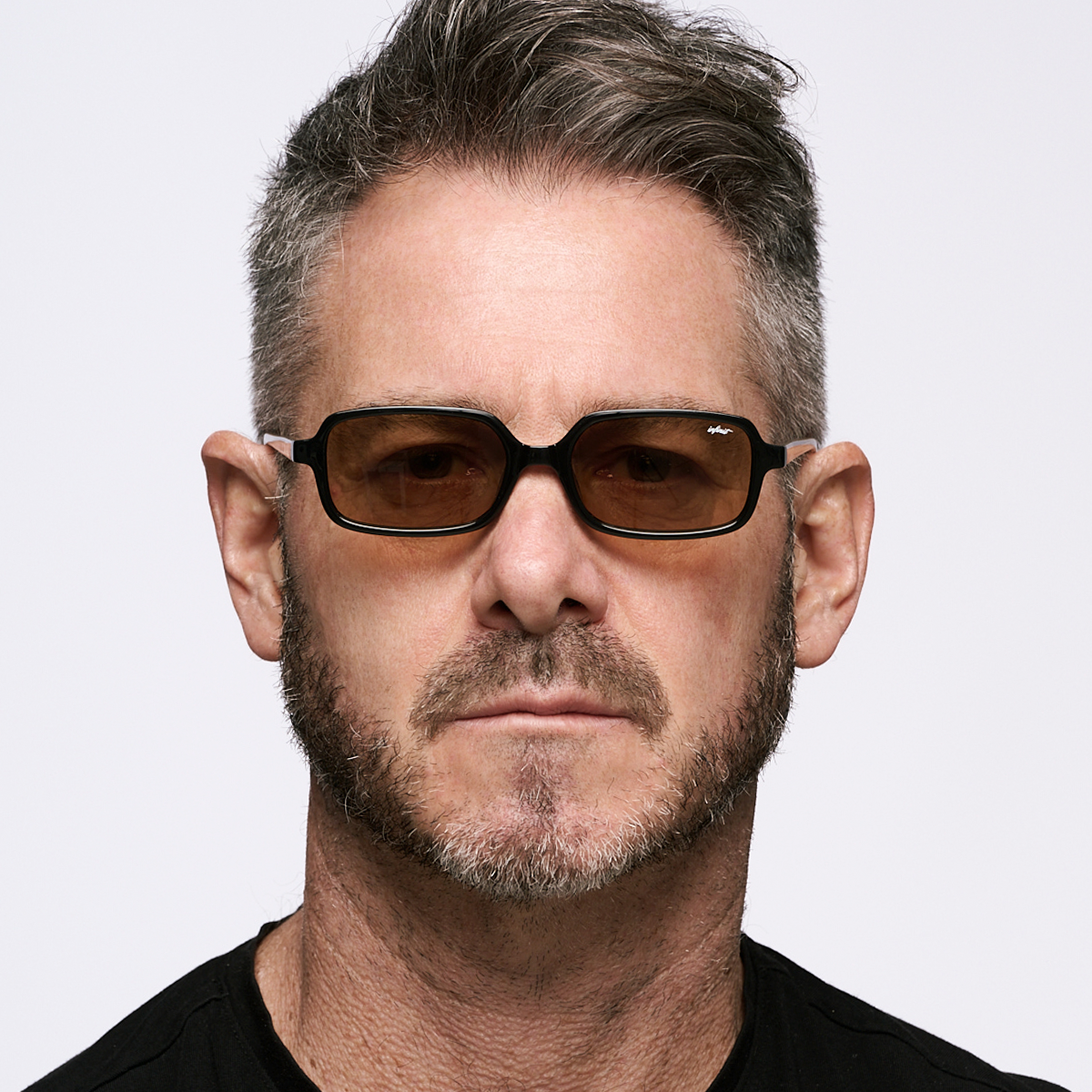 Glyze Negro Brillo Lente Tostado